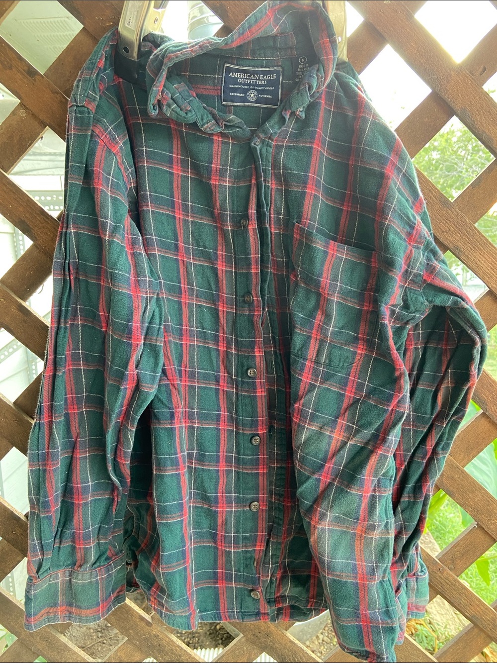 American Eagle Outfitters Green & Red Plaid Button-Down Shirt